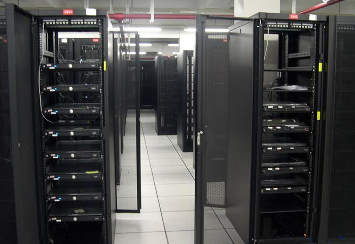 金融、證券業(yè)機(jī)房動(dòng)力環(huán)境監(jiān)控解決方案,機(jī)房動(dòng)力環(huán)境監(jiān)控解決方案，機(jī)房動(dòng)力環(huán)境監(jiān)控